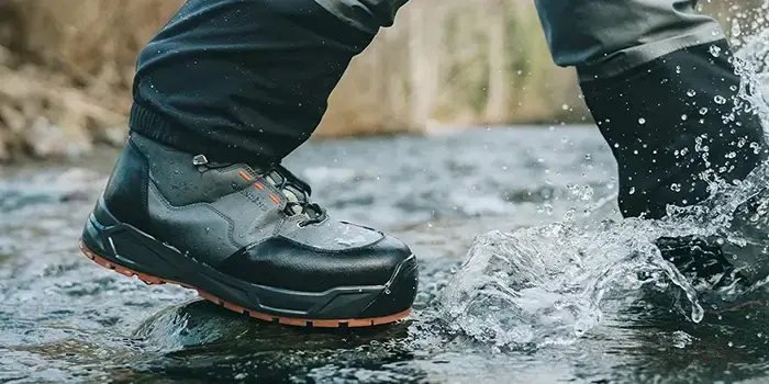 Schuhe & Stiefel